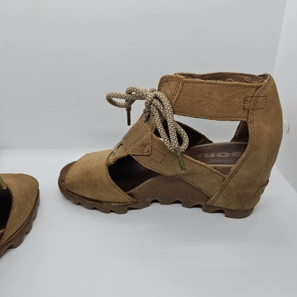 SOREL Joanie Lace Wedge Sandals light brown tan US 8